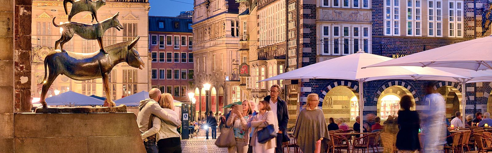 Bremen mit Statue Bremer Stadtmusikanten