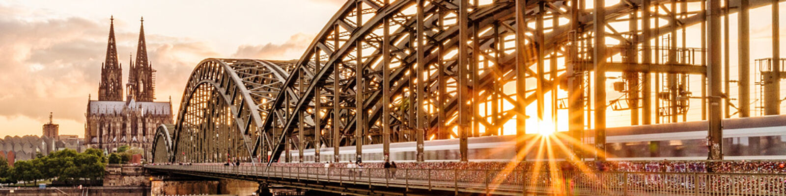 ©GettyImages/Fokke Baarssen Hohenzollern Bridge