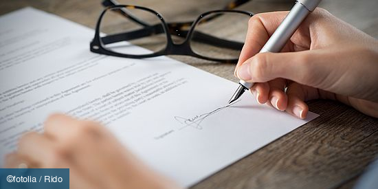 Unterschrift auf einem Dokument